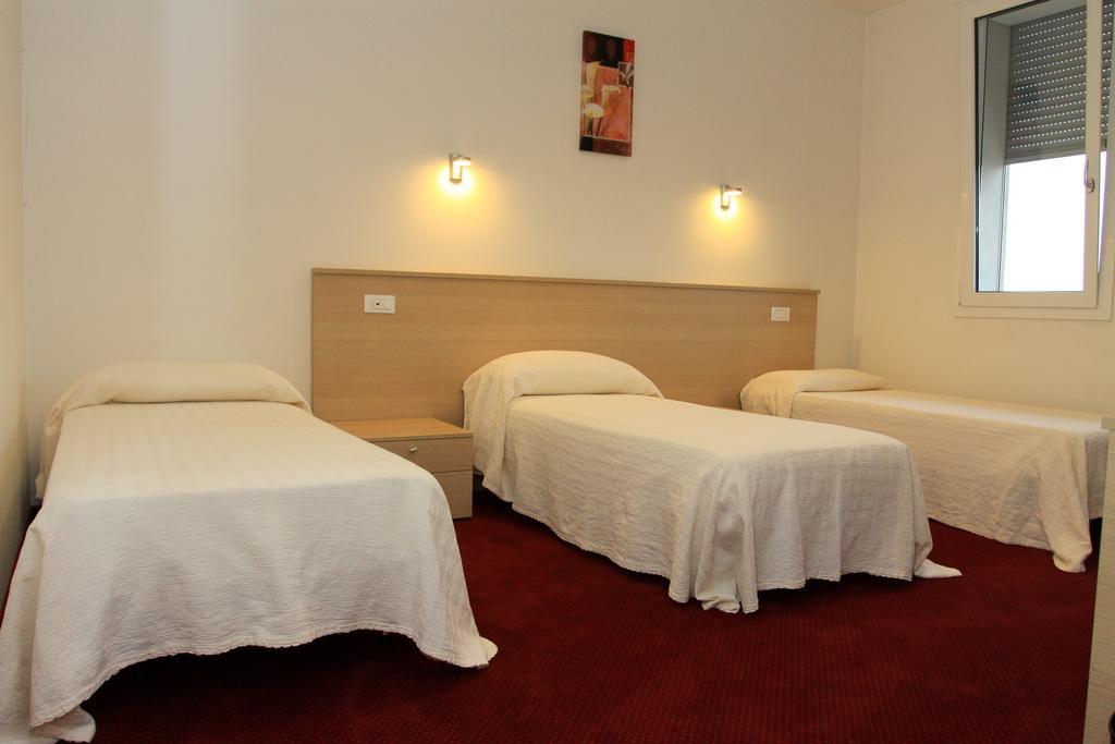 Park Hotel Italia Tezze sul Brenta Rum bild