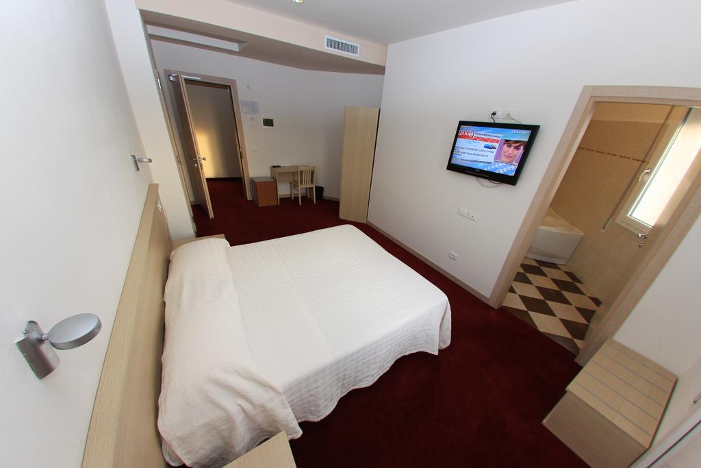 Park Hotel Italia Tezze sul Brenta Rum bild